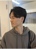20代30代40代流行ツーブロック刈り上げスーツ黒髪