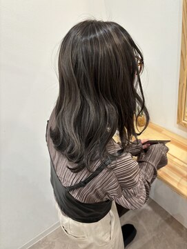 グレージュカラー