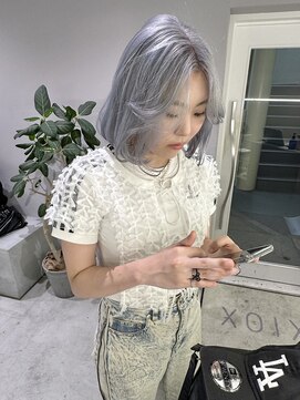 キオク(KIOX) 透明感すごいブルーシルバー