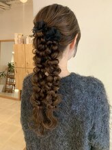 リリィ ヘアデザイン(LiLy hair design) 【minami】*ヘアセット/ふわふわ編みおろし/リボンアレンジ