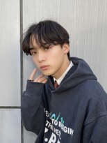 ネオリーブウリ 二子玉川店(Neolive uri)&nbsp;ブルーブラックフェザーパーマサーフカールセンターパート