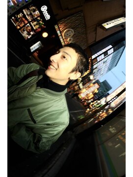 ペネロープ(Penelope) 【新宿】メンズバズカット！　担当　清水圭太