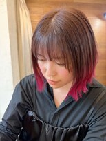 クロップ(CROP)&nbsp;切りっぱなしボブにピンクのエンドカラーでアクセント☆
