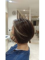 デフィ アオヤマ(defi AOYAMA) ショートボブ