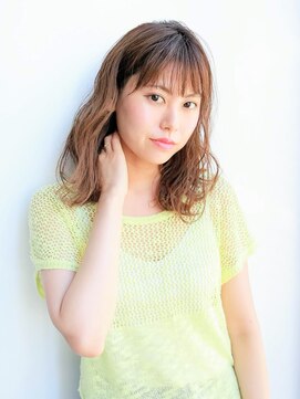 ルティア(Lutia) シースルーバング デザインカラー 簡単スタイリング★★