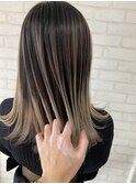 バレイヤージュを筋感抑えめにしてみました☆ブリーチ/外国人風