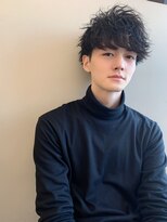 ワンス(Once)&nbsp;once ショートマッシュ 束感ショート スパイラルパーマ by.加藤