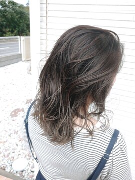 シャトン(chaton) グレージュカラー