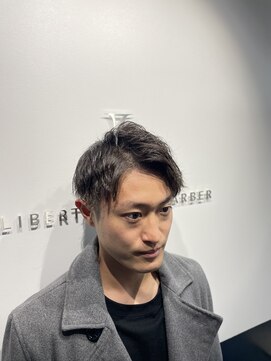リバティシェアバーバー 銀座(LIBERTY SHARE BARBER) ツイストスパイラルパーマ〈銀座〉理容室