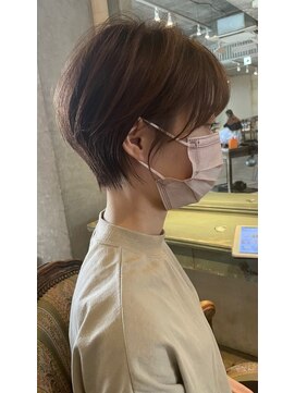 髪質改善と縮毛矯正の専門店 サンティエ(scintiller) 大人綺麗な小顔襟足スッキリショートボブ　30代40代50代