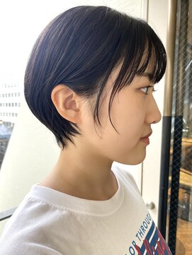 アトリエ フェム(atelier.fem) 【丸みコンパクトショート】