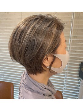 リラ ヘアー(LILA HAIR) 大人ショート