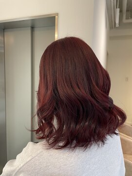 アヴァンスアンス 広島袋町店(AVANCE.ens) ピンクレッドカラー