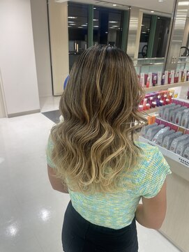 ケンジ 平塚ラスカ店(KENJE) ハイトーン/ハイトーンカラー/ブリーチ/ブリーチカラー