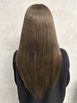 ハチ(hachi)&nbsp;艶髪ストレートロングベージュカラー