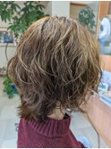 キュートなミディアムパーマスタイル