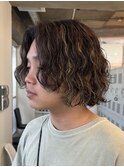 原宿メンズブリーチカラーベージュグレージュセンターパート束感