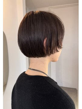 後ろ姿美人ボブ【中村】