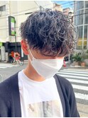 波巻きパーマ/スパイラルパーマ/メンズ/眉毛/短髪/サーフカール