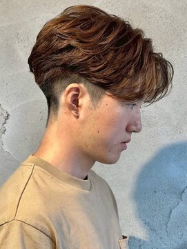 ニアウ 新宿(Niau) MEN’S/リバースセンターパート/ニュアンスパーマ/新宿