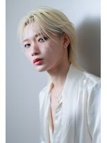 コアブラン 原宿 明治神宮前(CORE blanc)&nbsp;ハイトーンブロンド×タイトセンターパート