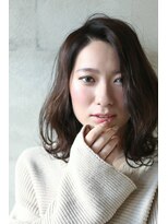 アンスール(Un Seul)&nbsp;ちょっぴりレイヤーでトレンドＯＮ♪お色気セミディを。。。