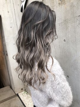 メリー(merry craftsman's factory) バレイヤージュハイライトことりベージュアッシュグレージュ