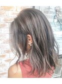 外国人風ハイライト！シルバーグレージュ