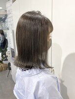 ジーニー 横浜(giinii)&nbsp;giinii_渋谷良太_ロブ_オリーブカラー_暗髪グレージュ