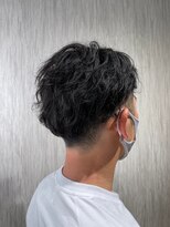 ナンバー 秋田店(N°)&nbsp;爽やかツーブロック刈り上げ束感アップバング