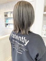 キャアリー(Caary)&nbsp;福山市美容室Caary シルキーグレージュ 透明感シルバー