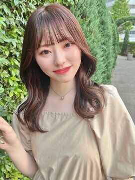 リタ(Lita) ★韓国風くびれヘア/小顔/顔まわり/レイヤーカット/ぱっつん