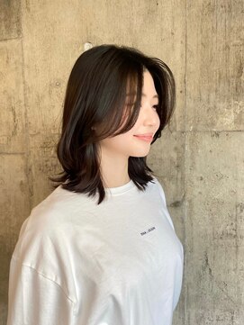 ハーフアンドハーフ(HALF and HALF) ミディアムレイヤー/アッシュベージュ/顔周りカット