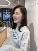 20代30代ミディアム暗髪シアーグレージュ