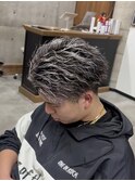 メンズパーマホワイトメッシュ縦落ちツイスパハイライト