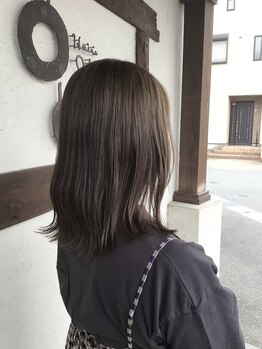 ジーラジーラ(giira-giira)の写真/【本格ケアと高技術】髪のお悩みが増える大人女性も大満足！一人ひとりに合わせた理想のスタイルを実現♪
