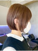 横浜西口切りっぱなしミニボブショートレイヤー前下がり前髪なし