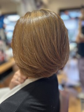 バグース 平塚(BAGUS) イエローベージュ/丸みショート