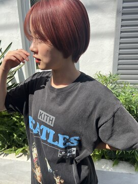 ショートボブ　ピンクカラー　ピンクラベンダーカラー
