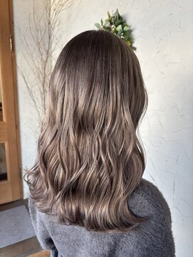 冬のまろやかベージュカラー