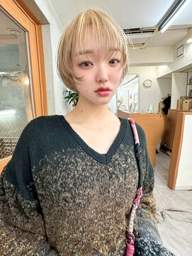 リアン(Lien) ハイブリーチ/ミルクティーベージュ/ショートカット