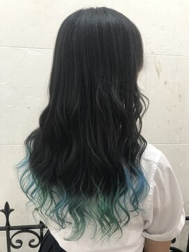 ラフューネ ヨコハマ(Raffune Yokohama) ｔｒｏｐｉｃａｌ ｇｒｅｅｅｅｎ/Raffune Yokohama ｓａｙａ