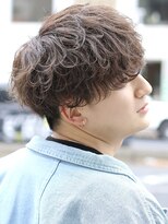 ベーア メロー(Bar mellow)&nbsp;波打ち刈り上げマッシュ　波巻きパーマ　ゆるふわヘア