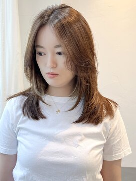 ファチュール(fAture.) 大人可愛い前髪なし小顔くびれミディ20代30代40代