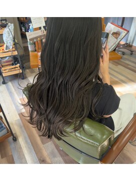 ヘアーデザインフアリ(Hair design fuari) オリーブベージュ