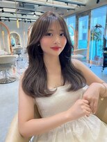 ロンドルーチェ 心斎橋(Lond luce)&nbsp;大人ガーリー×ミディアムレイヤーカット【心斎橋/髪質改善】