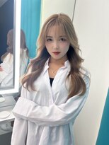 テイス 新宿(TACE)&nbsp;ミルクティーカラー[ネビージュ/黒髪/小顔/新宿]