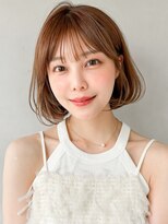 大人可愛い薄めバングレイヤーカットこなれヘア外ハネボブ