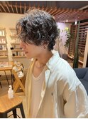 松本シャドウパーマメンズ波巻きパーマ韓国メンズマッシュウルフ