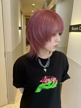 リノ(RLINO) 【名古屋、栄】レイヤーカット/ピンク